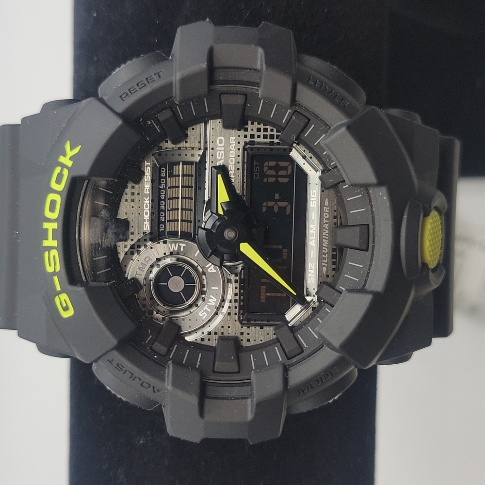Casio G Shock model 5522 GA-700DC